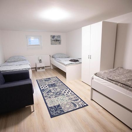80Qm - 4 Rooms - Private Parking - Keller-Basement - Mallibase Apartments Hannover Ngoại thất bức ảnh